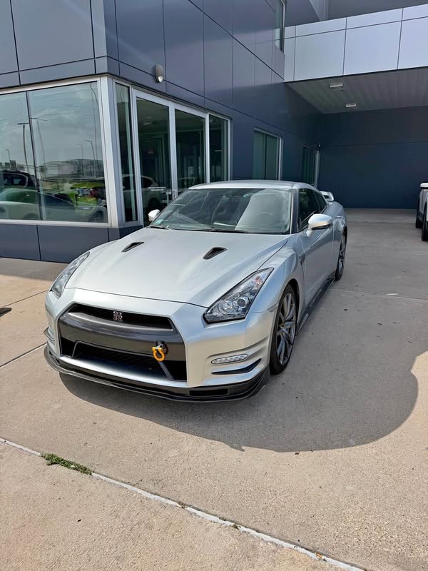 2013 Nissan GT-R - Premium Coupe 2D