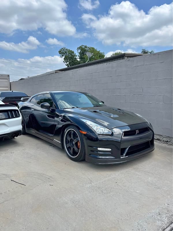 2014 Nissan GT-R - Black Edition  Coupe 2D