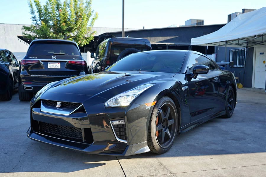 2020 Nissan GT-R