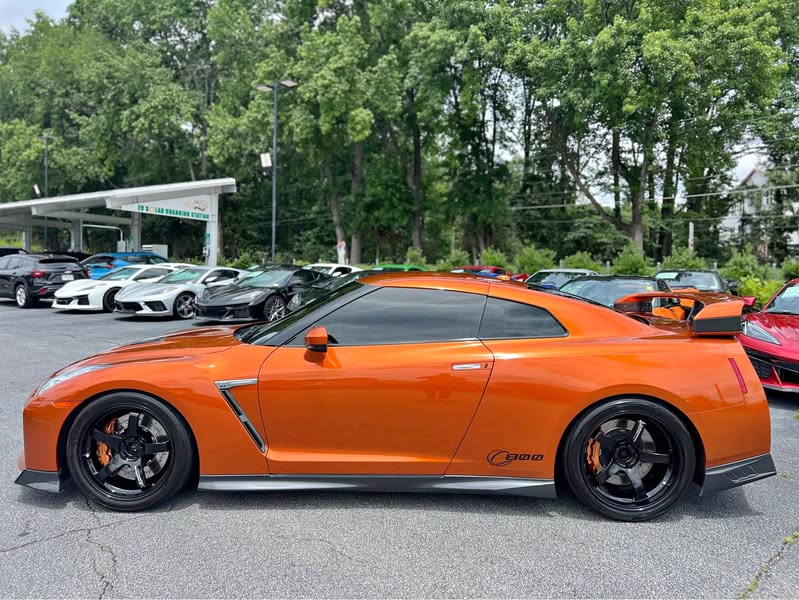 2017 Nissan GT-R - Premium Coupe 2D
