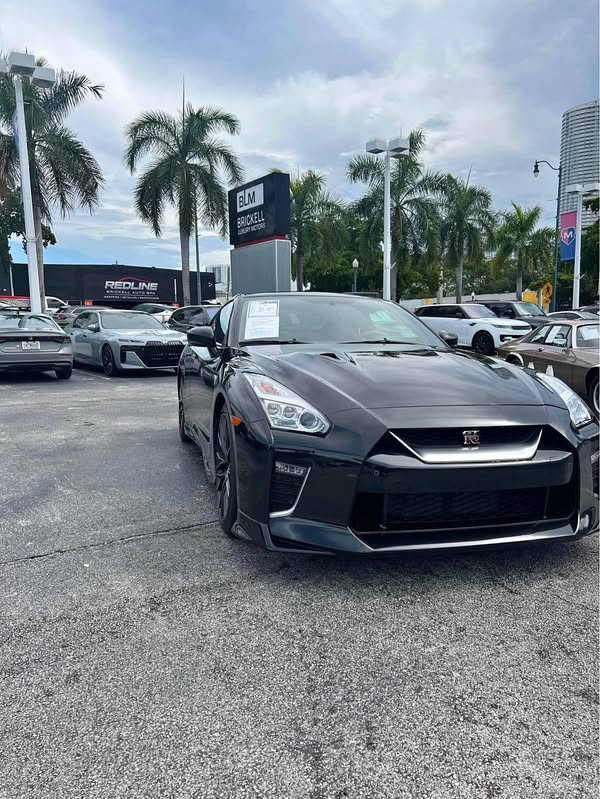 2020 Nissan GT-R - Premium AWD