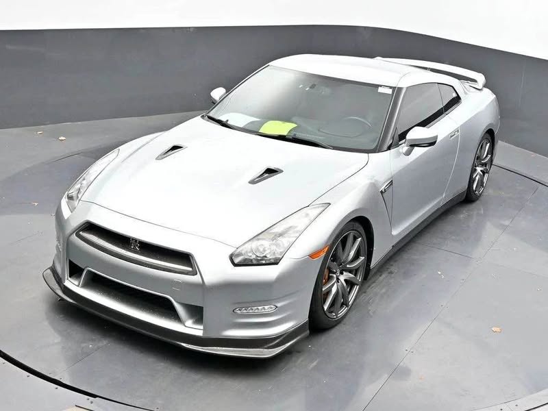 2012 Nissan GTR - Premium