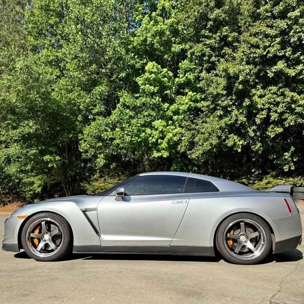 2010 Nissan GT-R
