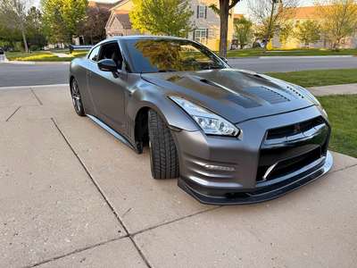 2013 Nissan GT-R - Premium