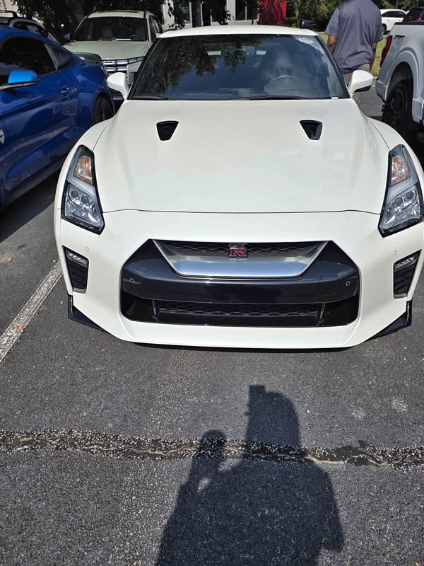2020 Nissan GT-R - Premium Coupe 2D