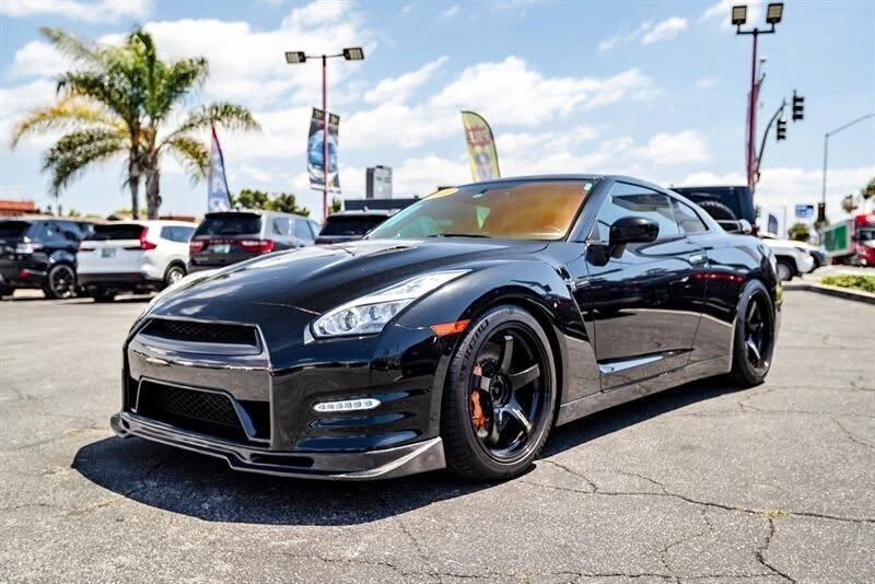 2015 Nissan GT-R Black Edition