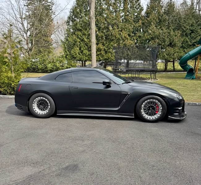 2014 Nissan GT-R - Coupe 2D