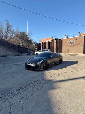 2017 Nissan GT-R - Premium Coupe 2D