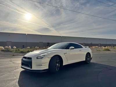 2016 Nissan GT-R - Premium Coupe 2D