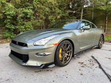 2024 Nissan GT-R PREMIUM