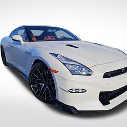 2024 Nissan GT-R Premium