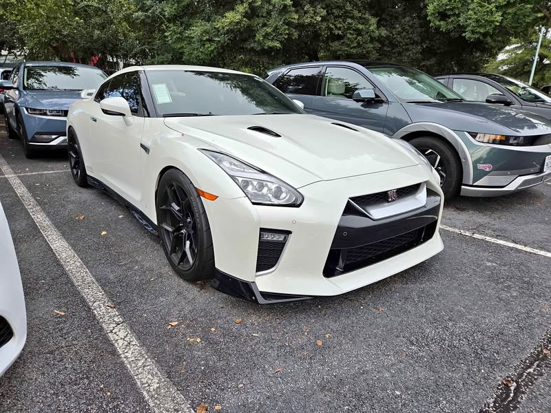 2020 Nissan GT-R - Premium Coupe 2D
