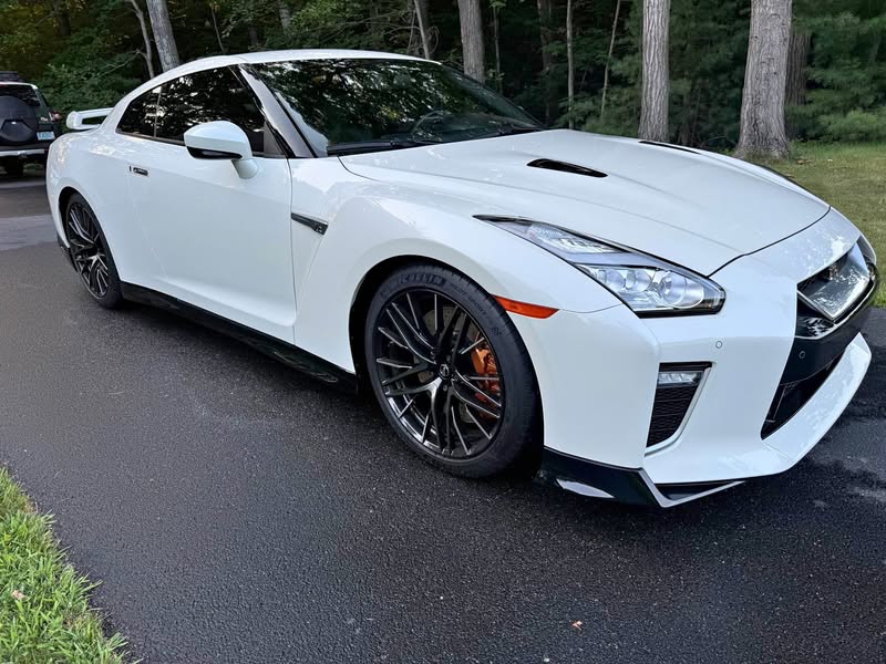 2021 Nissan GT-R - Premium Coupe 2D
