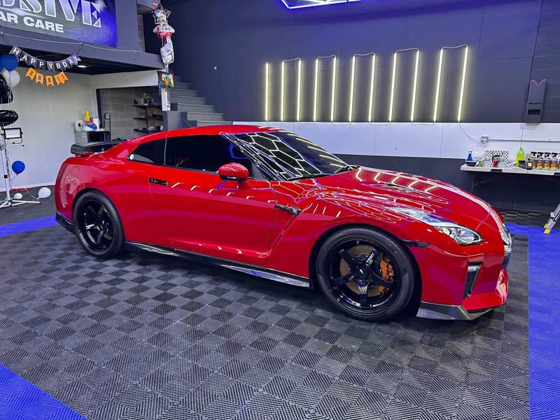 2018 Nissan GT-R - Pure Coupe 2D