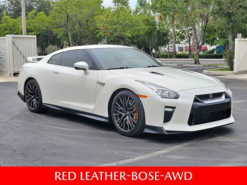 2021 Nissan GT-R Premium