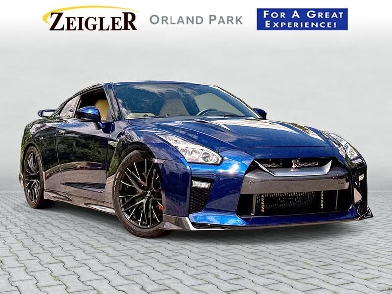2017 Nissan GT-R Premium