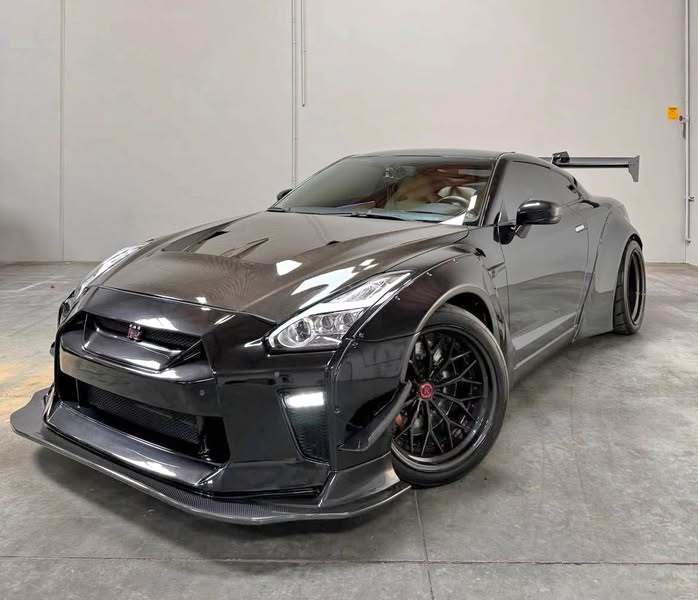 2017 Nissan GT-R