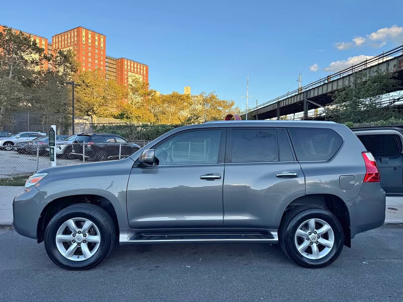 2011 Lexus GX - GX 460 Premium Sport Utility 4D