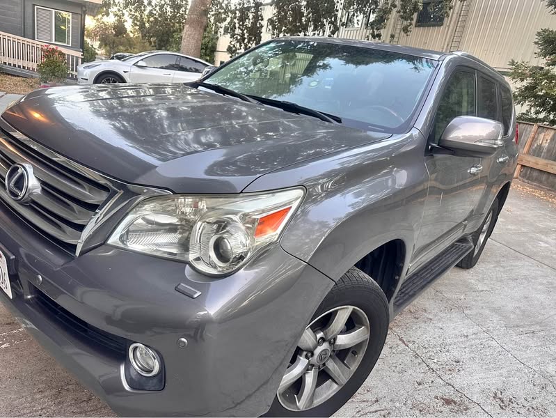 2011 Lexus GX - GX 460 Luxury Sport Utility 4D