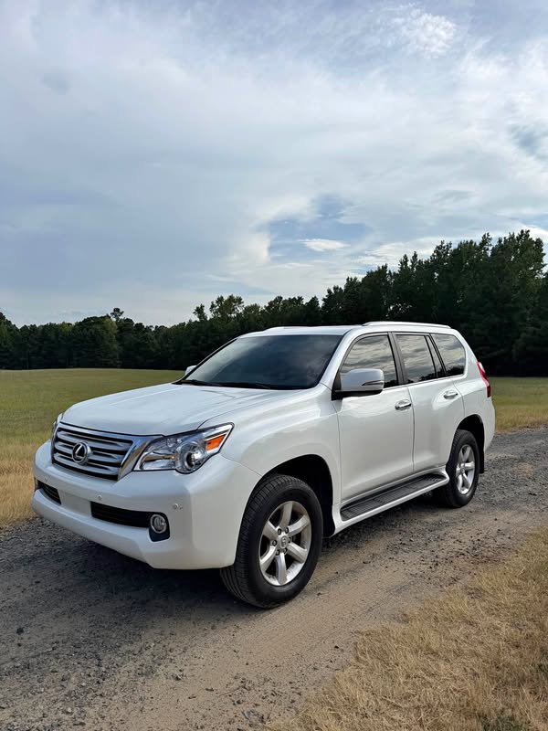 2011 Lexus GX - GX 460 Premium Sport Utility 4D