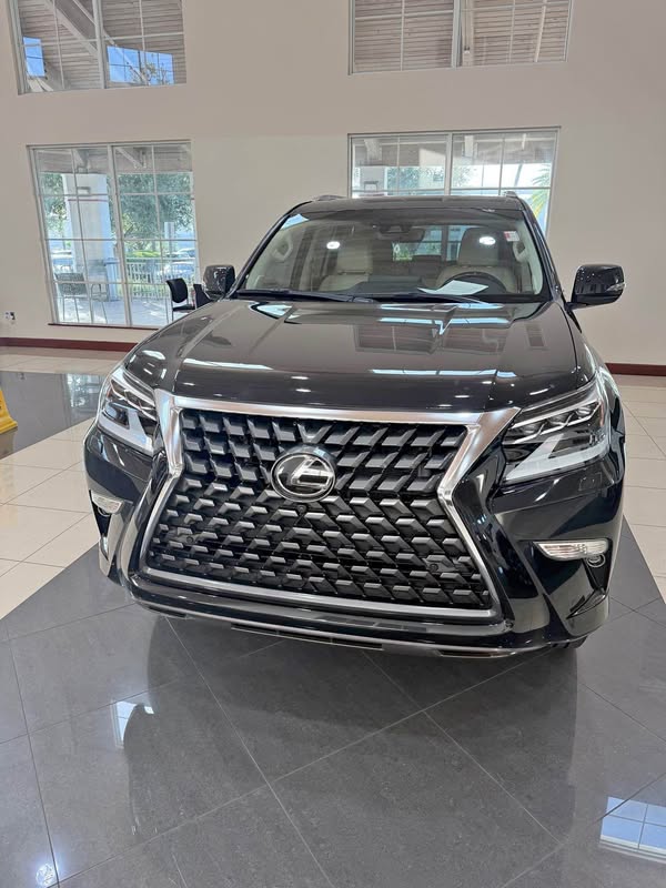 2023 Lexus GX - GX 460 Luxury Sport Utility 4D