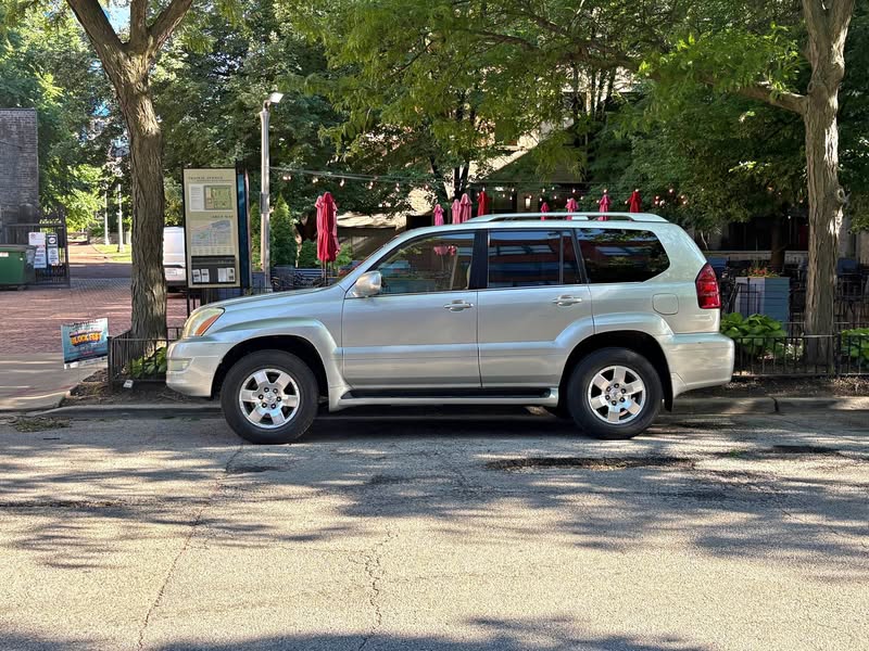 2004 Lexus GX - GX 470 Sport Utility 4D