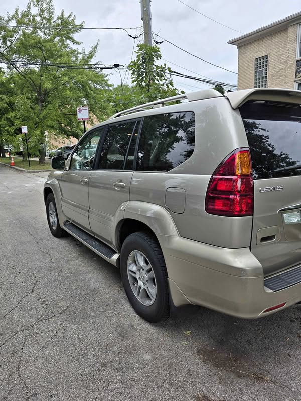 2004 Lexus GX - GX 460 Luxury Sport Utility 4D