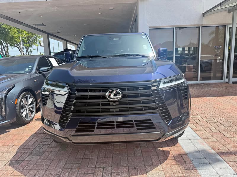 2025 Lexus GX - 550 Premium +