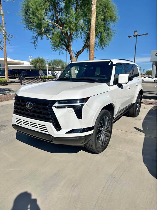2024 Lexus GX 550 Luxury +