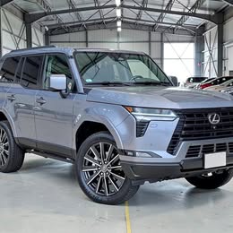 2025 Lexus GX Luxury  5525 Miles