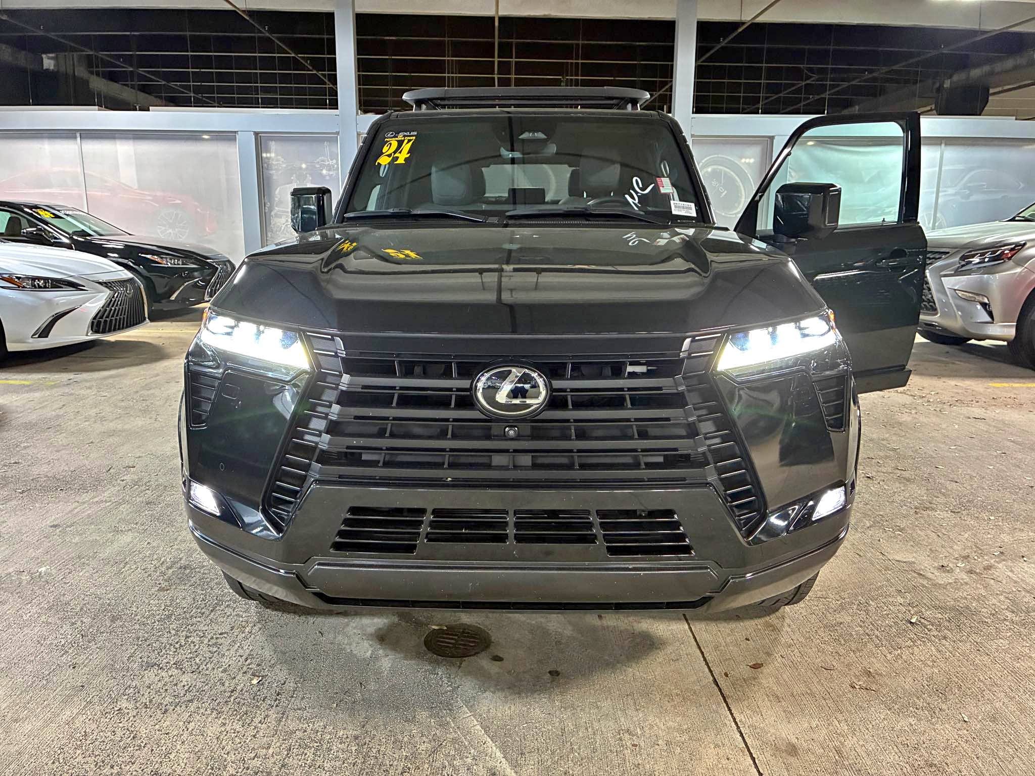 2024 Lexus GX - Premium