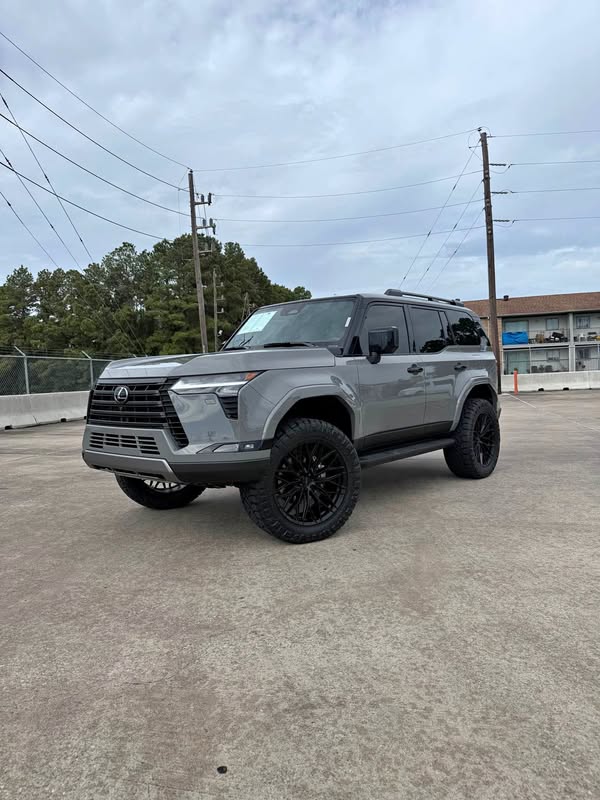 2026 Lexus GX 550 OverTrail +
