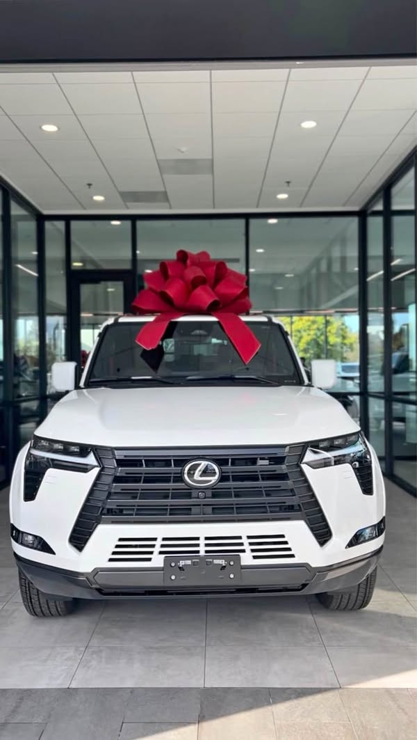 2026 Lexus GX - 550 premium +