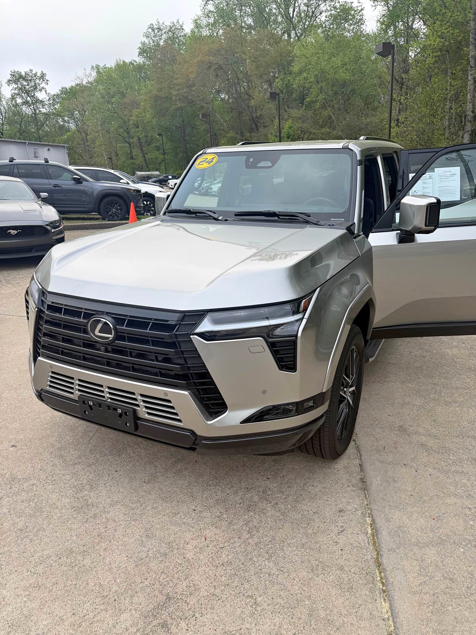 2024 Lexus GX - 550 Premium +