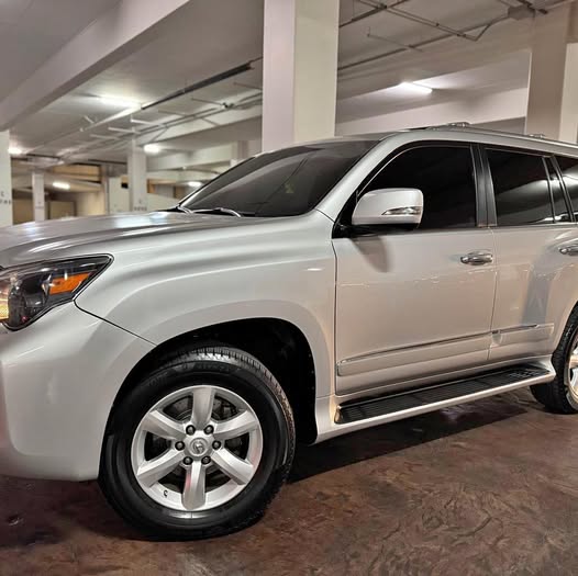 2010 Lexus GX - GX 460 Luxury Sport Utility 4D