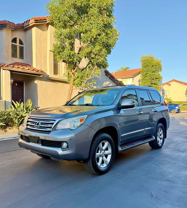 2012 Lexus GX - GX 460 Luxury Sport Utility 4D