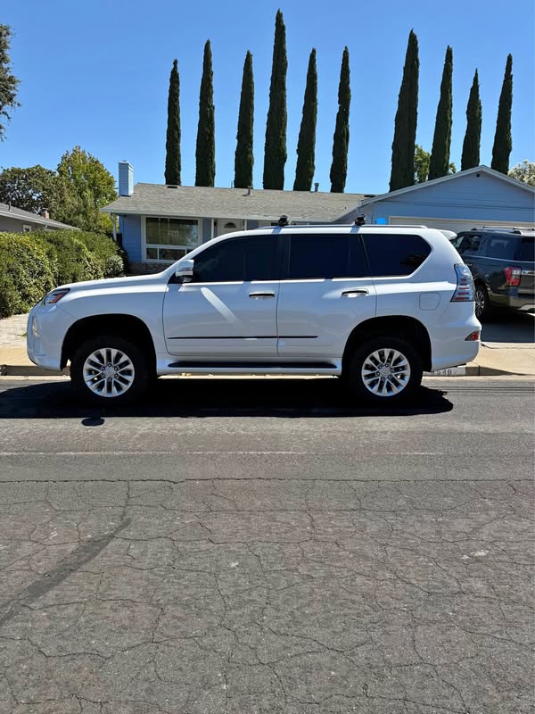 2019 Lexus GX - GX 460 Premium Sport Utility 4D