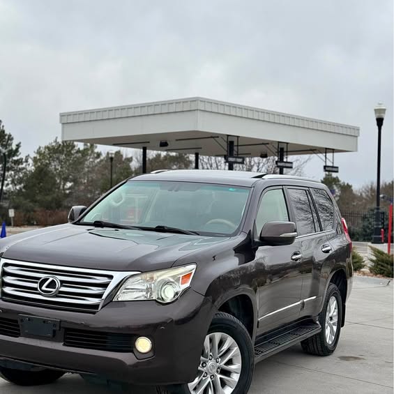 2013 Lexus GX - GX 460 Luxury Sport Utility 4D