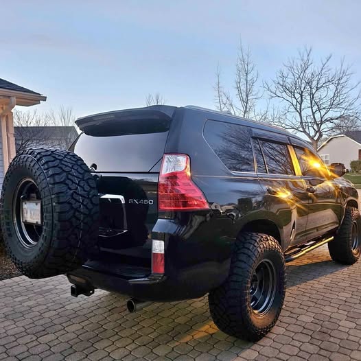 2010 Lexus GX - GX 460 Premium Sport Utility 4D