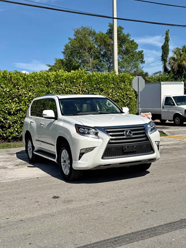 2016 Lexus GX - GX 460 Premium Sport Utility 4D