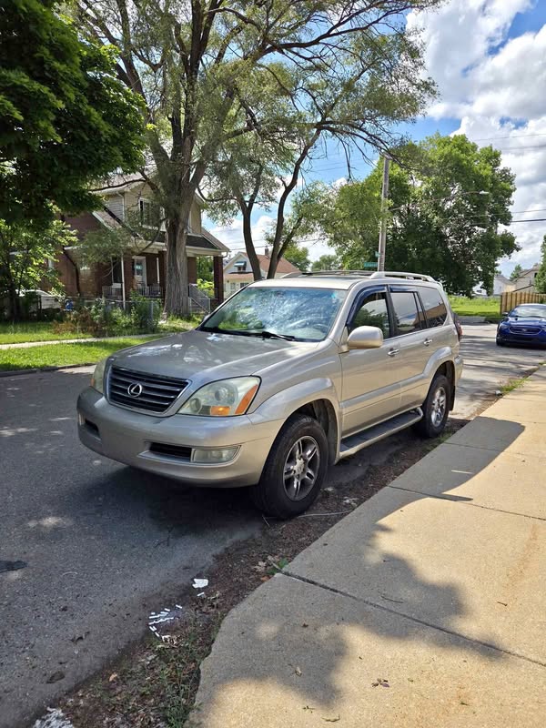 2004 Lexus GX - GX 470 Sport Utility 4D