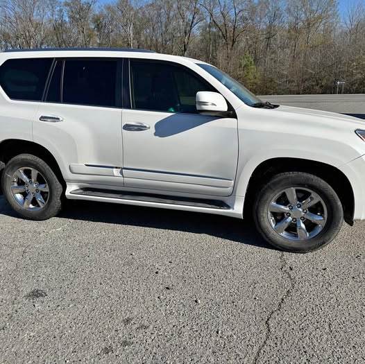 2013 Lexus GX - GX 460 Premium Sport Utility 4D