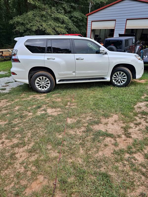 2016 Lexus GX - GX 460 Premium Sport Utility 4D
