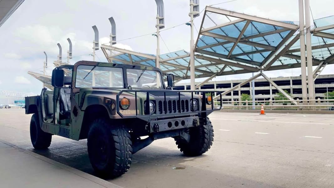 1999 Hummer H1 - Open Top Sport Utility 4D