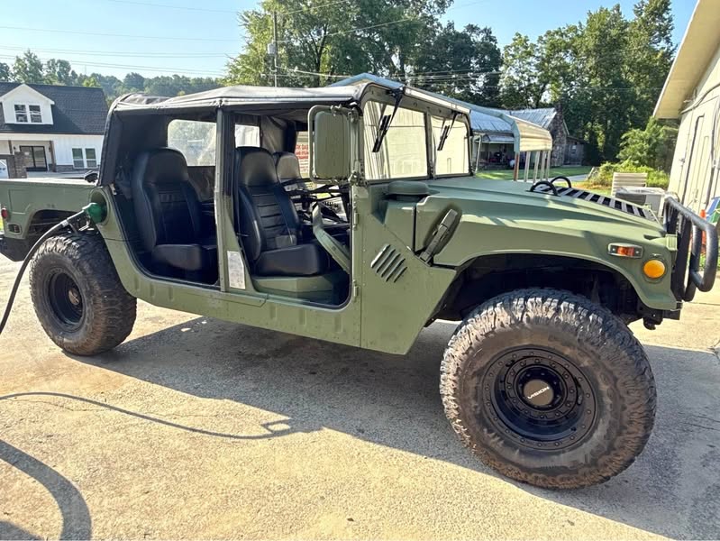 1992 Hummer HMMWV - 4 man soft top