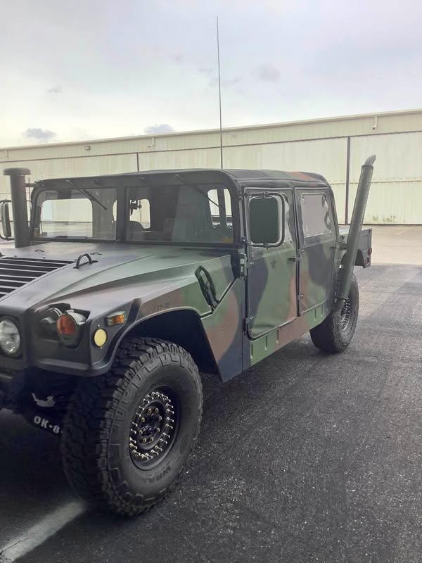 1989 Hummer HMMWV M998