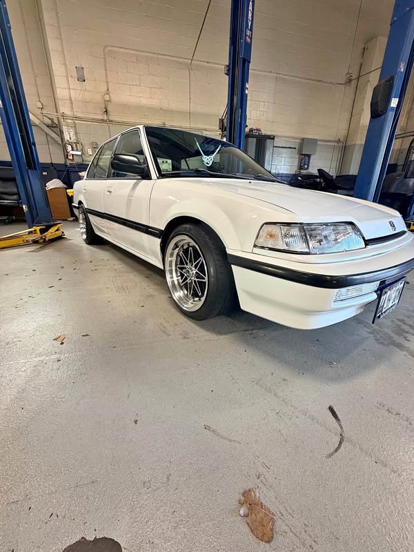 1991 Honda Civic - DX 4D sedan