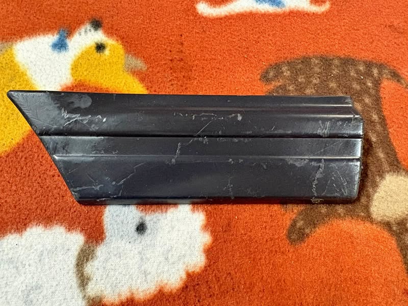 1988 Honda Civic Sedan Fender Trim Left