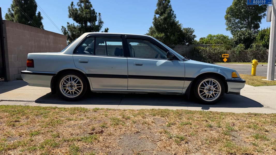 1990 Honda Civic - LX Sedan 4D