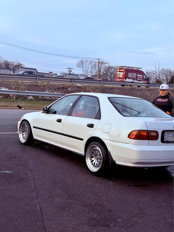 1994 Honda Civic - DX Sedan 4D